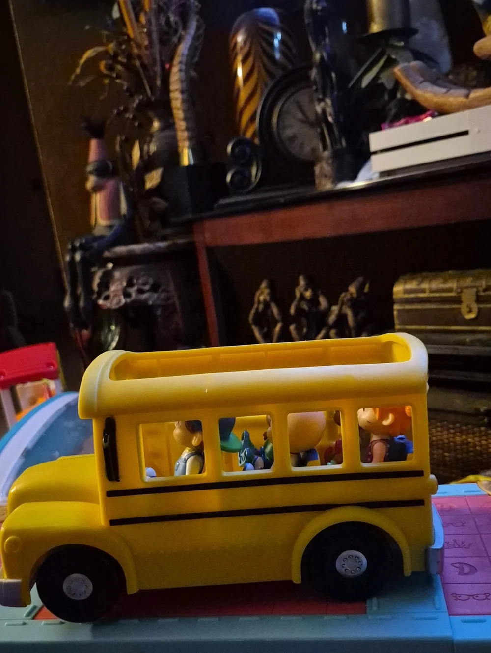 Cocomelon Musical School Bus And Friends